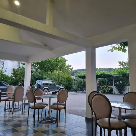 Apartments Oxa Ulcinj Exterior photo